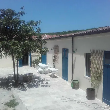 Il Cortile Della Monaca Bed & Breakfast *
